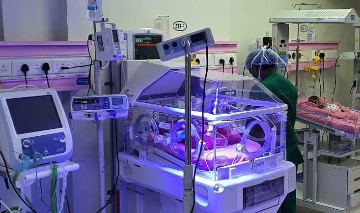 Premature baby care in clearance nicu